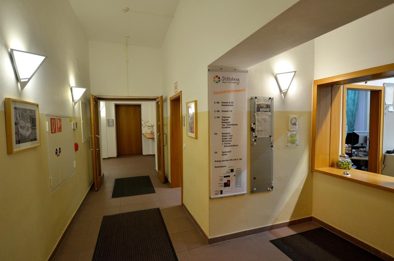Stiftsberg - Bildungs- Und Freizeitzentrum Kyllburg Exterior photo
